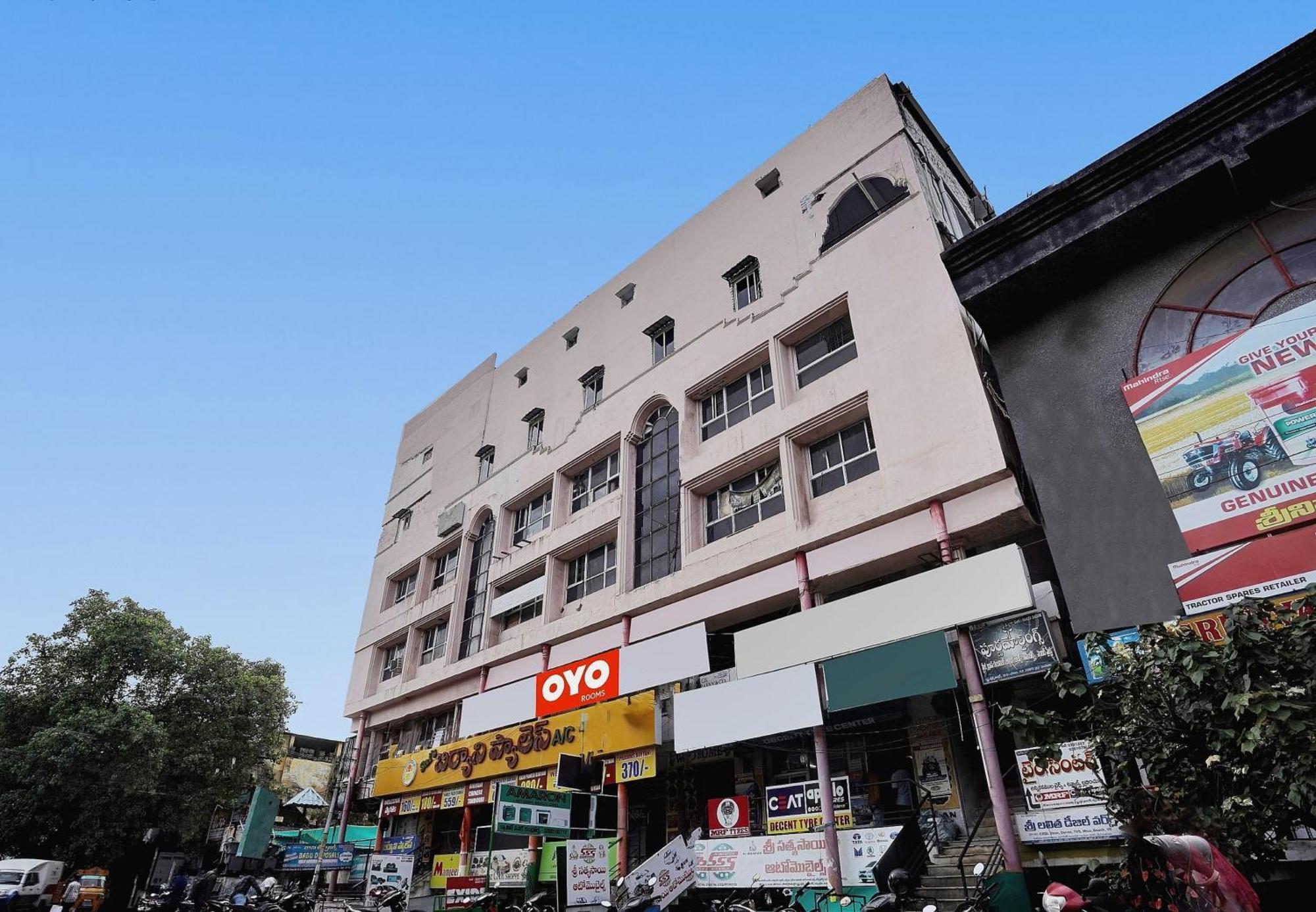 Hotel O Sai Krishna Residency Vijayawada Exterior photo